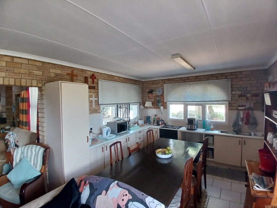 2 Bedroom Property for Sale in Stilbaai Wes Western Cape